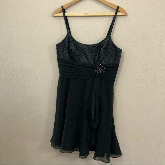 BCBGMaxAzria Black Silk Sequins Dress size 8 - Picture 7 of 10